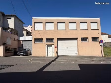 immeuble 4 pièces 341 m²