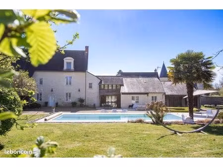 maison 9 pièces 297 m²