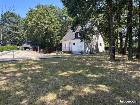 maison 130 m² avec grand jardin arboré