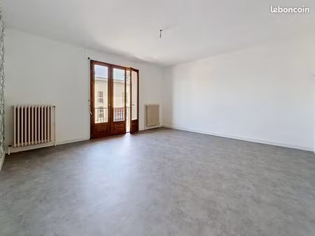 appartement 3 pièces 84 m²