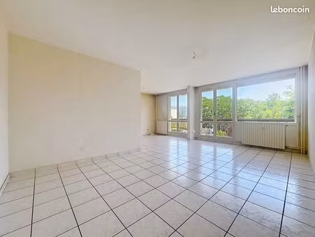 appartement 3 pièces 87 m²