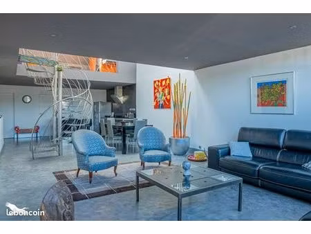 loft 4 pièces 114 m²
