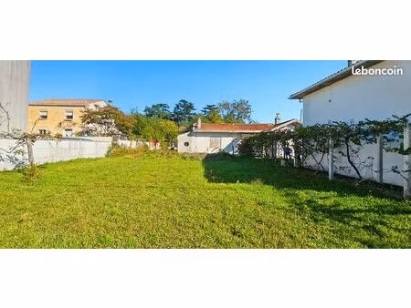 terrain 600 m² bordeaux