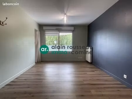 bureaux 49 m² angers
