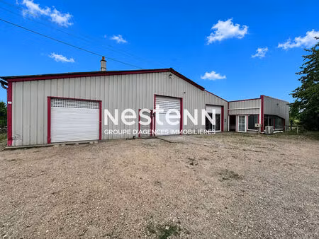 bâtiment d'activité à vendre de 338 m² avec bureaux  grand atelier et espace de stockage a