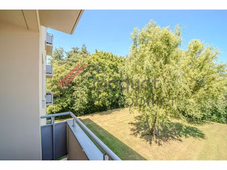 vente appartement 3 pièces 69 m² lons-le-saunier (39000)