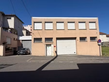 dépôt avec bureaux secteur la terrasse