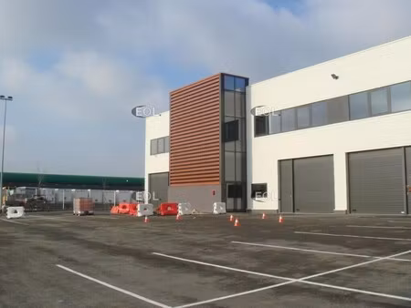 location local d’activités stains 93240 416m² à 892m²