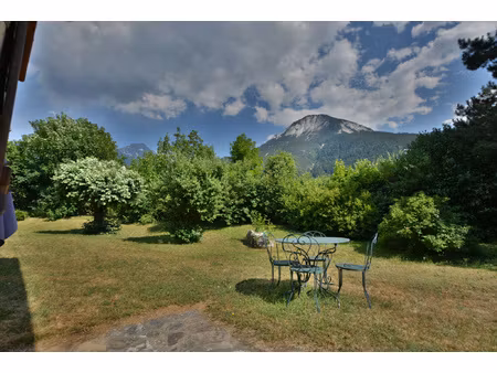 maison et grand terrain constructible