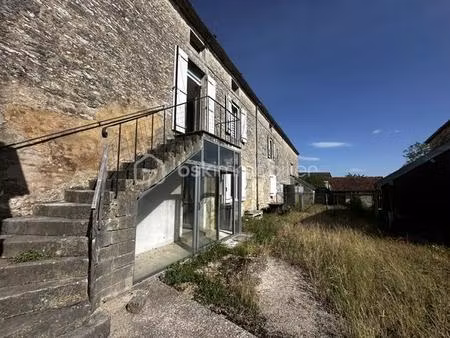 maison de 150 m² à coulmier-le-sec