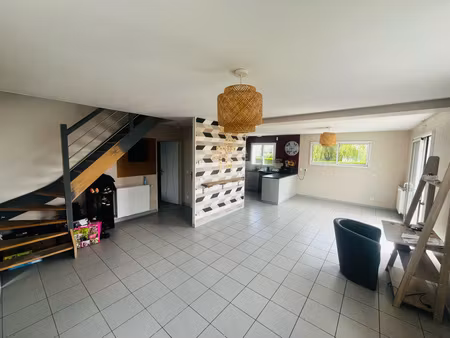 à découvrir à marigny – maison familiale récente avec vie de plain-pied