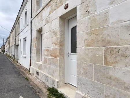 maison de ville avec petit terrain et stationnement - niort