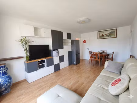 vente appartement 3 pièces  65.00m²  bussy