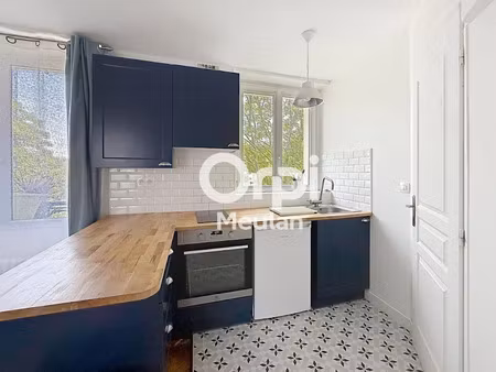 location meublée appartement 3 pièces 49.51 m² à les mureaux (78130)  920 €
