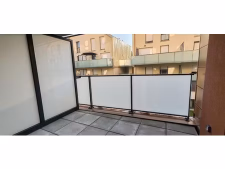 t3 avec parking et balcon à maromme
