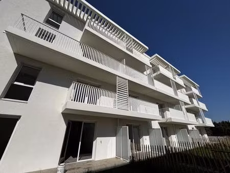 t1 neuf avec terrasse et parking à monteux