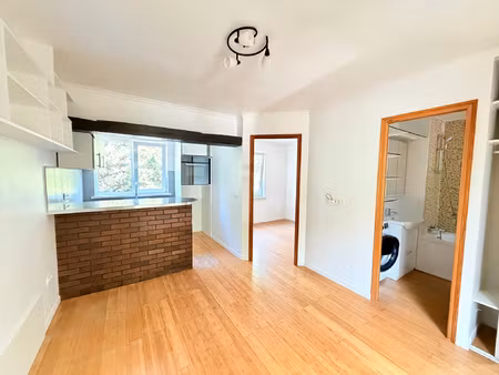 studio situé dans la commune de sucy en brie