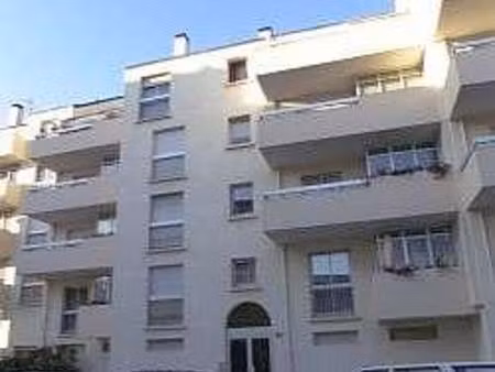 parking couvert - nantes