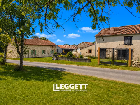 maison 4 pièce(s)  azat-le-ris