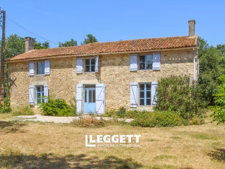 maison 8 pièce(s)  chalandray