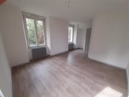 grand appt t3 dans résidence de charme