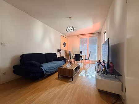 type 2 de 38m² dans résidence au calme - tours nord