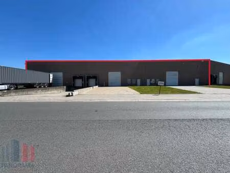 magazijnruimte van 2.290 m² op absolute toplocatie vlakbi...