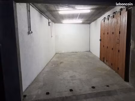 parking fermé grenoble