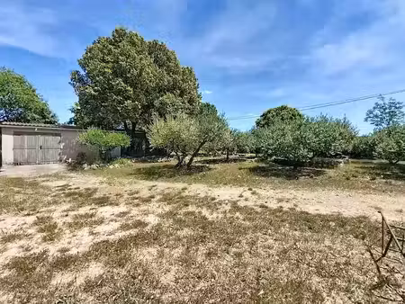 vente terrain 896 m² à flassans-sur-issole (83340)  129 000 €