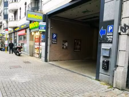 parking couronne ixelles