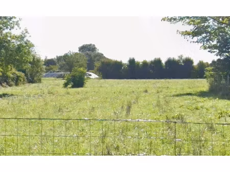vente terrain 3200 m² à le mung (17350)  105 500 €