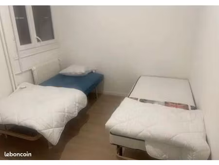 chambre 1 pièce 30 m²