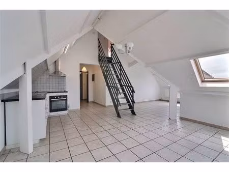 duplex à louer à rue de forchies 50 fontaine-l'évêque (vbe39394)