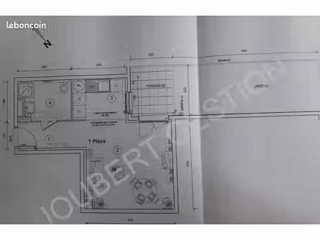 studio avec terrasse et stationnement à ezanville