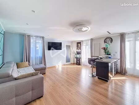 maison de ville 4 pièces 83 m²