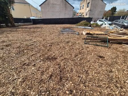 terrain constructible 380 m²