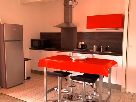 meublé - 34m2 - balcon - palais de justice -