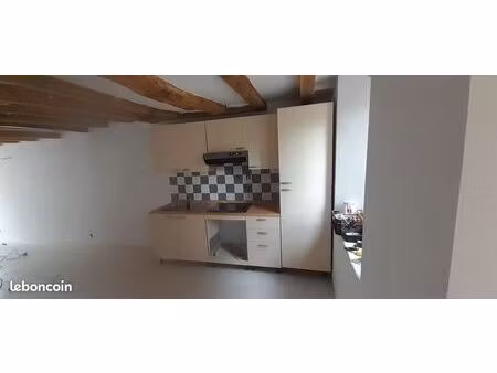 a louer charmante maison centre chemille