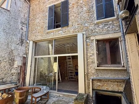 maison de ville 8 pièces 147 m²
