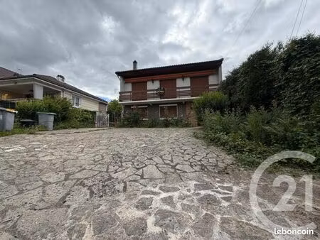 maison 6 pièces 177 m²