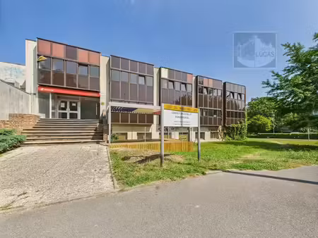 vente locaux professionnels 246.95 m² à verrieres-le-buisson (91370)  450 000 €