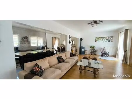 maison 10 pièces - 250 m² à parmain