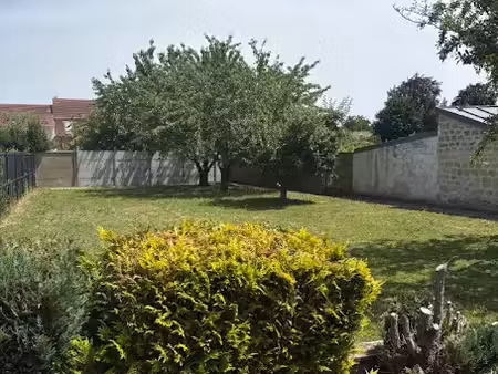 vente terrain 682 m² à pontoise (95000)  299 000 €