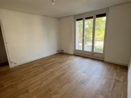 appartement 3 pièces 55 m²