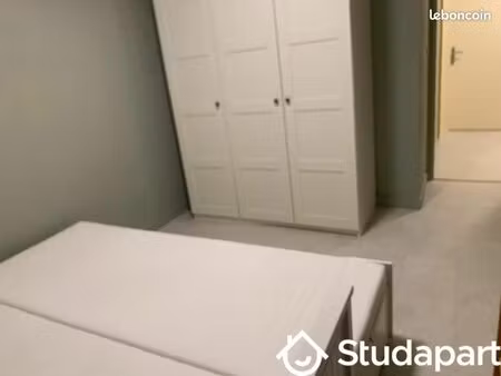 chambre 1 pièce 11 m²