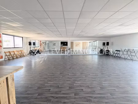 vente locaux professionnels 0 pièces 130 m² à aubagne (13400)  230 000 €