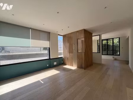 vente locaux professionnels à nantes (44000)  235 640 €