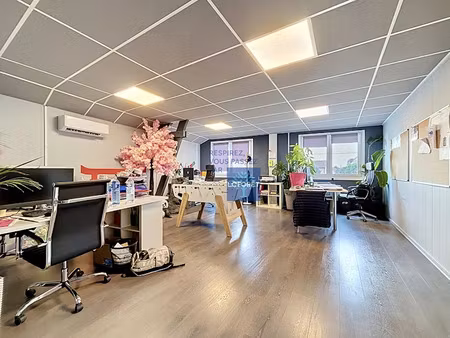 vente locaux professionnels à la chapelle-d'armentières (59930)  498 750 €