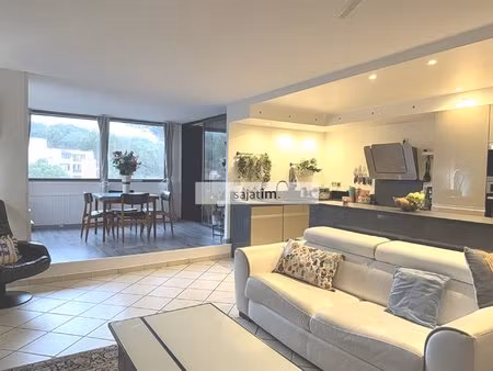 très beau t4
