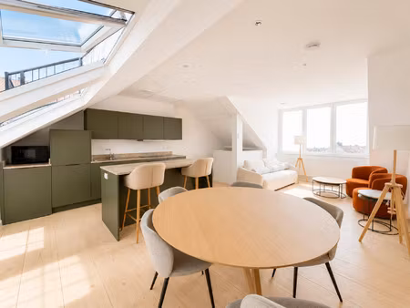 duplex à louer à rue de parme 7 saint-gilles (vbe39423)
